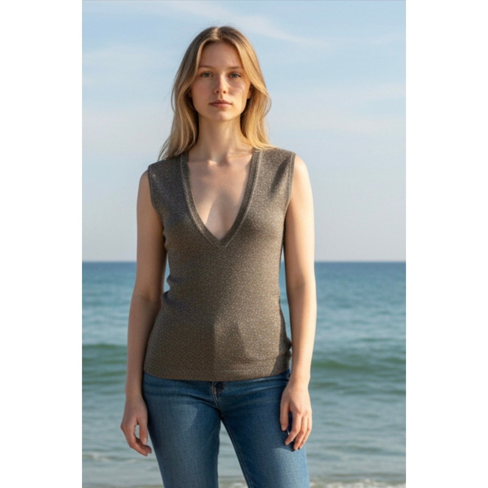 Theory Small Knit Top Champagne Gold Metallic Deep V-Neck Sleeveless #1074